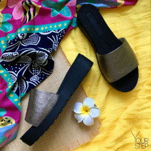 Шльопанці кольору срібла Арт. 10-9/019