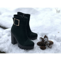 Полусапоги из зеленого велюра с ремешком Арт. 18-2