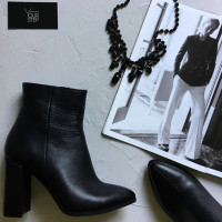 Ботинки на обтяжном каблуке из черной кожи Арт. 35-10/44Ок