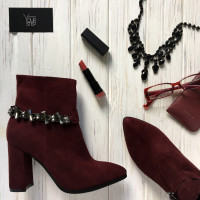 Ботинки на устойчивом каблуке с фурнитурой Арт. 35-10/44Ок-3647