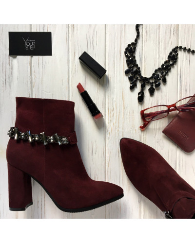 Ботинки на устойчивом каблуке с фурнитурой Арт. 35-10/44Ок-3647