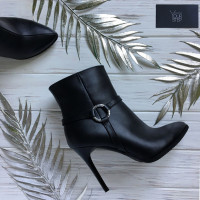 Ботинки из черной кожи на шпильке Арт. 35-10/35-2512