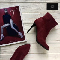 Ботинки из бордового велюра на шпильке Арт. 35-10/35