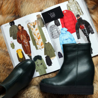 Ботинки на скрытой танкетке из зеленой кожи Арт. R-1