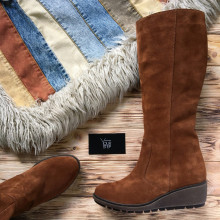 Чоботи на танкетці із натуральної замші Арт.30-1(Ir3)