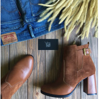 Ботинки на устойчивом каблуке рыжего цвета Арт. 805-1Ок