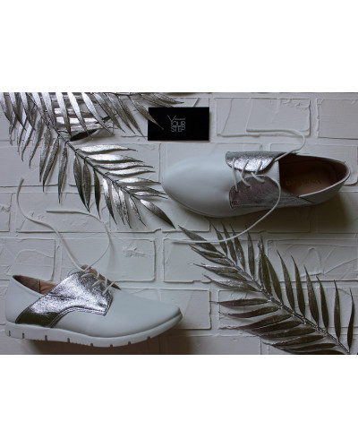 Туфли из кожи белого цвета с серебряными вставками Арт. 01-10Pr