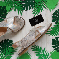 Сандали из нубука под питон цвета голографик Арт. 10-17Lib