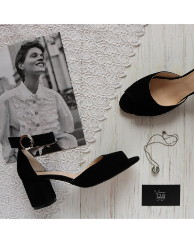 Босоніжки з чорної замші на підборах Арт. 605-5/45Ок