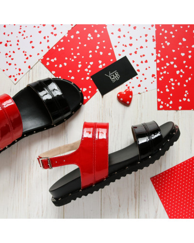 Сандали из лаковой кожи черного и красного цвета Арт. 10-18/125