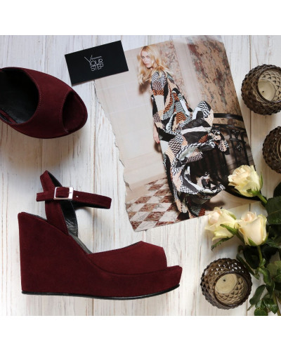 Босоніжки на танкетці Арт. 11-1Ot