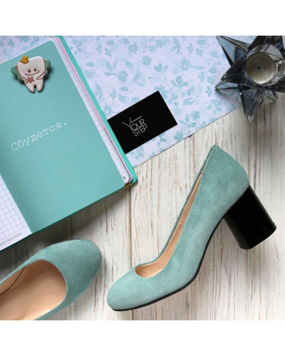 Туфли из бирюзовой замши на низком каблуке Арт. 605-4/45