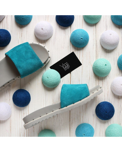 Шльопанці яскраво-блакитного кольору Арт. 10-9/125