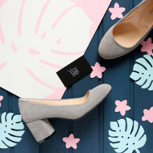 Туфли из светло-серой замши на низком каблуке Арт. 605-4/45Ок