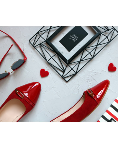 Балетки червоного кольору з фурнітурою Арт. 16-4F-0041