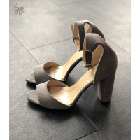 Босоніжки сірого кольору Арт. 95-11/24Ок