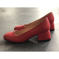 Туфли из красной кожи на низком каблуке Арт. 456-1/53Ок