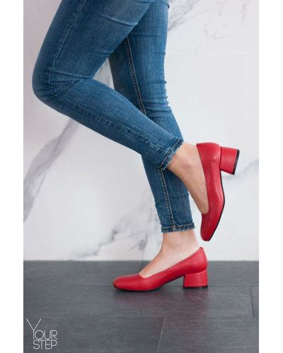 Туфли из красной кожи на низком каблуке Арт. 456-1/53Ок