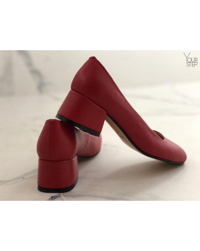 Туфли из красной кожи на низком каблуке Арт. 456-1/53Ок