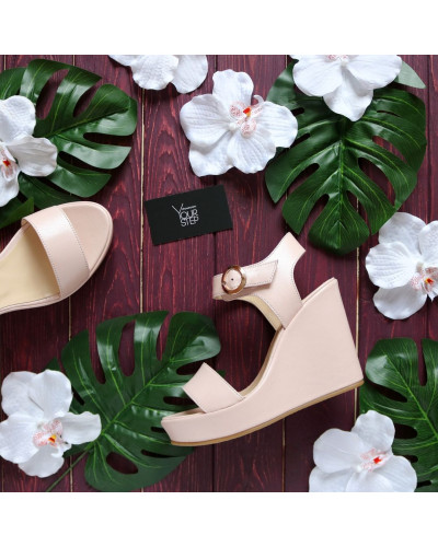 Босоножки на танкетке из кожи цвета пудры с блестками Арт.: 716-2Ot