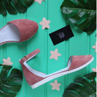 Босоножки из замши цвета персик на белой подошве Арт. 01-2VG