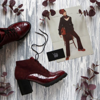Ботильоны из лаковой кожи и замши бордового цвета на устойчивом каблуке Арт. 605-8Alf