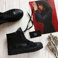 Ботинки из черной кожи с серыми замшевыми вставками 51-3/152