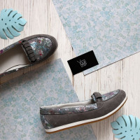 Мокасины из серой замши с принтовыми вставками Арт. 05-8(Am4)