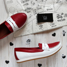 Мокасины из белой кожи с красными вставками Арт. 05-10(Am4)