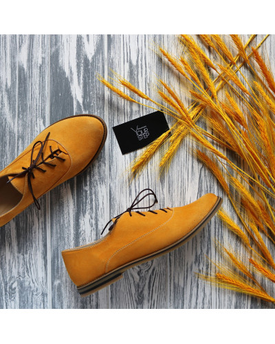 Туфли на низком ходу из велюра горчичного цвета Арт. 05-6