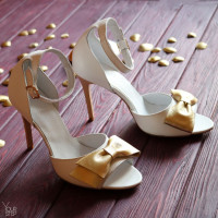 Босоніжки з білої шкіри з бантом Арт. 95-11(2)-Бант