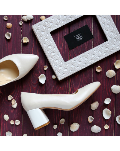 Туфлі-човники з бежевої шкіри Арт. 657-1/47Ok