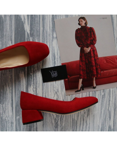 Туфли из красной замши на низком каблуке Арт. 456-1/53Ок