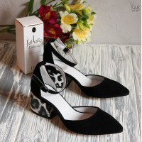 Босоніжки з чорної замші з гострим носом Арт. 657-4/w324Ок