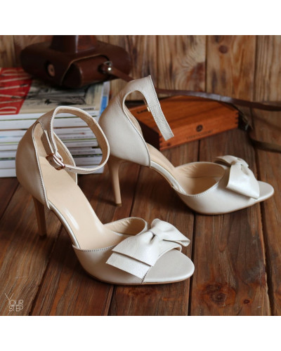 Босоніжки з бежевої шкіри Арт. 95-11(2)-Бант