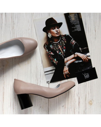 Туфли из темно-бежевой кожи на низком каблуке Арт. 605-4/45