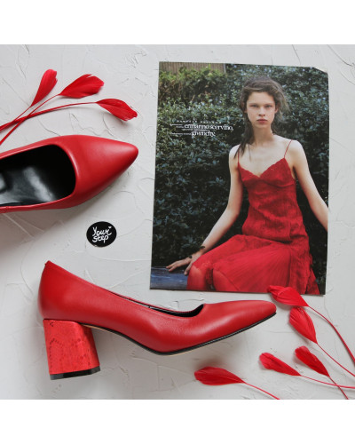 Червоні туфлі-човники зі шкіри з принтом Арт. 657-1/47Ok