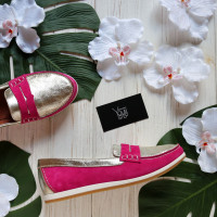 Мокасины из замши цвета фуксии с золотыми вставками Арт. 05-10(Am4)