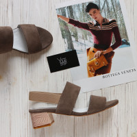 Бежеві босоніжки з натуральної замші Арт.: 415-3