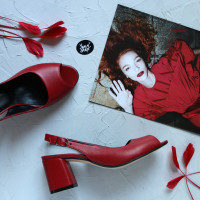 Босоніжки з червоної шкіри на підборах Арт. 605-9/47Ок