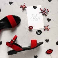 Босоніжки з натуральної замші червоного кольору Арт. 10-5/D100