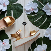 Яскраві босоніжки на високій підошві Арт. 352-1/228