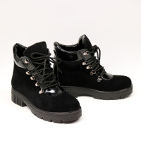 Ботинки со шнуровкой черного цвета из замши и наплака Арт. As-3/17