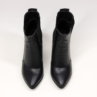 Ботинки из кожи цвета баклажан на каблуке Арт. 35-14/32