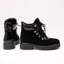 Ботинки со шнуровкой черного цвета из замши и наплака Арт. As-3/17