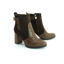 Ботинки на устойчивом каблуке коричневого цвета с принтовыми вставками Арт. 805-1Ок