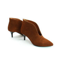 Ботильоны с глубоким вырезом из рыжей замши на шпильке Арт. 657-6/36