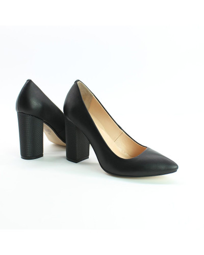 Чорні шкіряні туфлі-човники Арт. 35-1/42