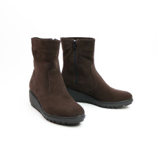 Ботинки на танкетке из натуральной замши цвета шоколад Арт. 30-4(Ir3)