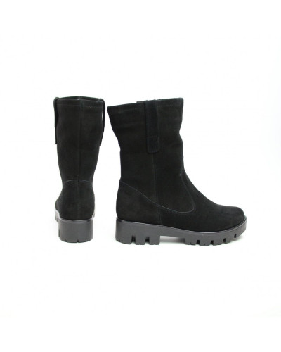 Напівчоботи із чорної замші на тракторній підошві Арт. 12-2(S2)